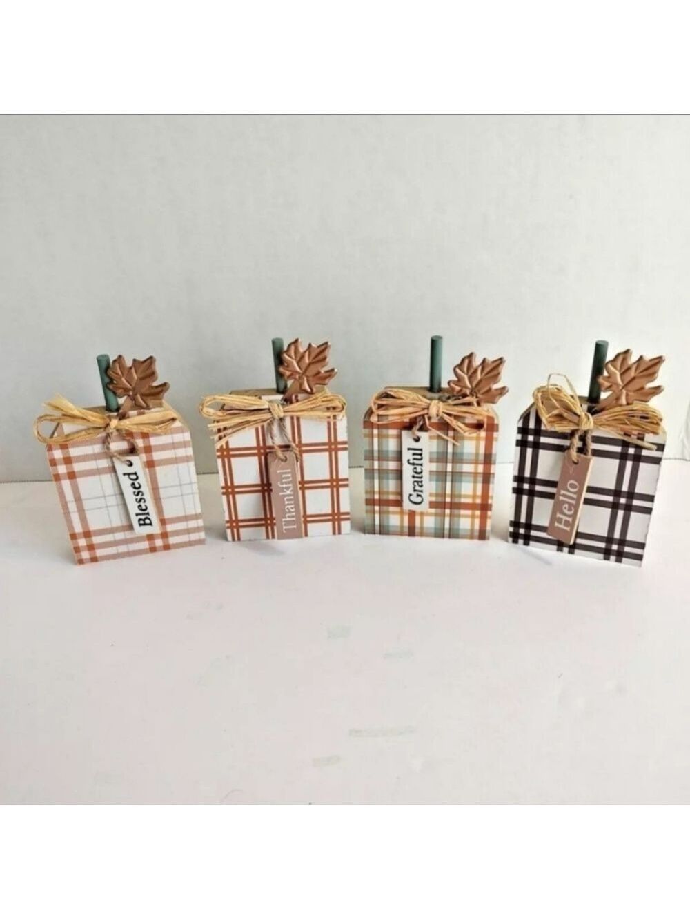 13 Fun Fall. Items 7 Fabric Pumpkins , Twine 1 Ea & 5 Signs AMAZIMG SO cut - Picture 2 of 14